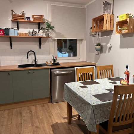Maria- Bright And Modern City Center Apartment . Edinburgh Bagian luar foto