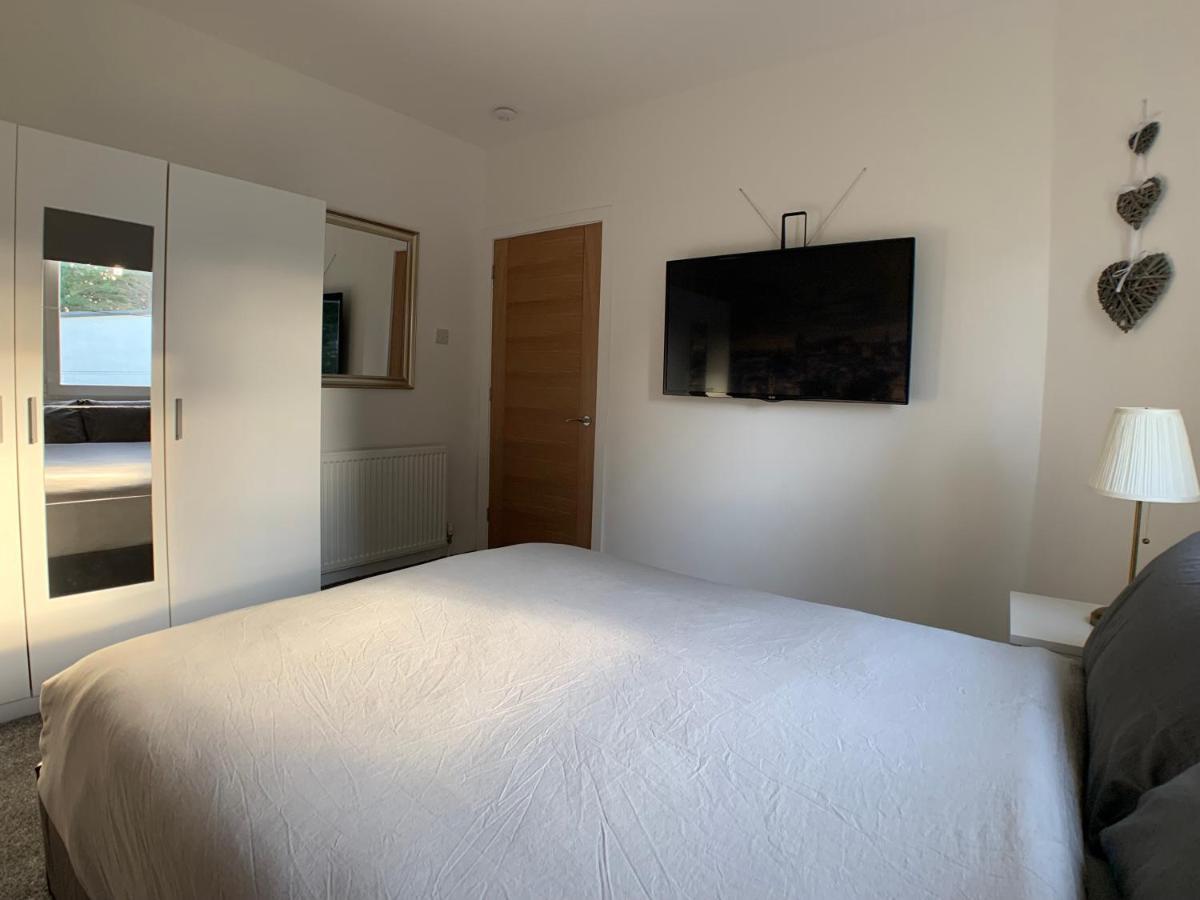 Maria- Bright And Modern City Center Apartment . Edinburgh Bagian luar foto