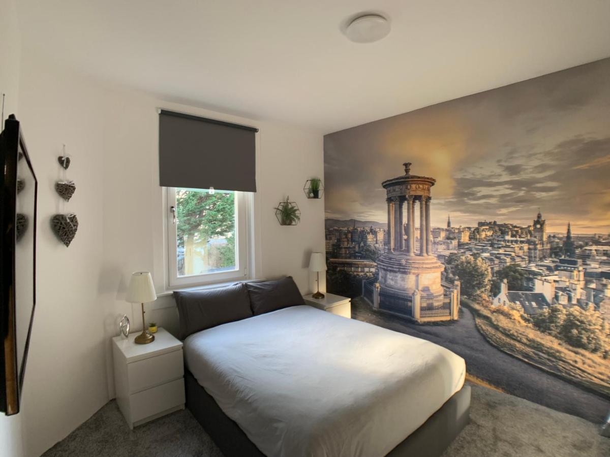 Maria- Bright And Modern City Center Apartment . Edinburgh Bagian luar foto