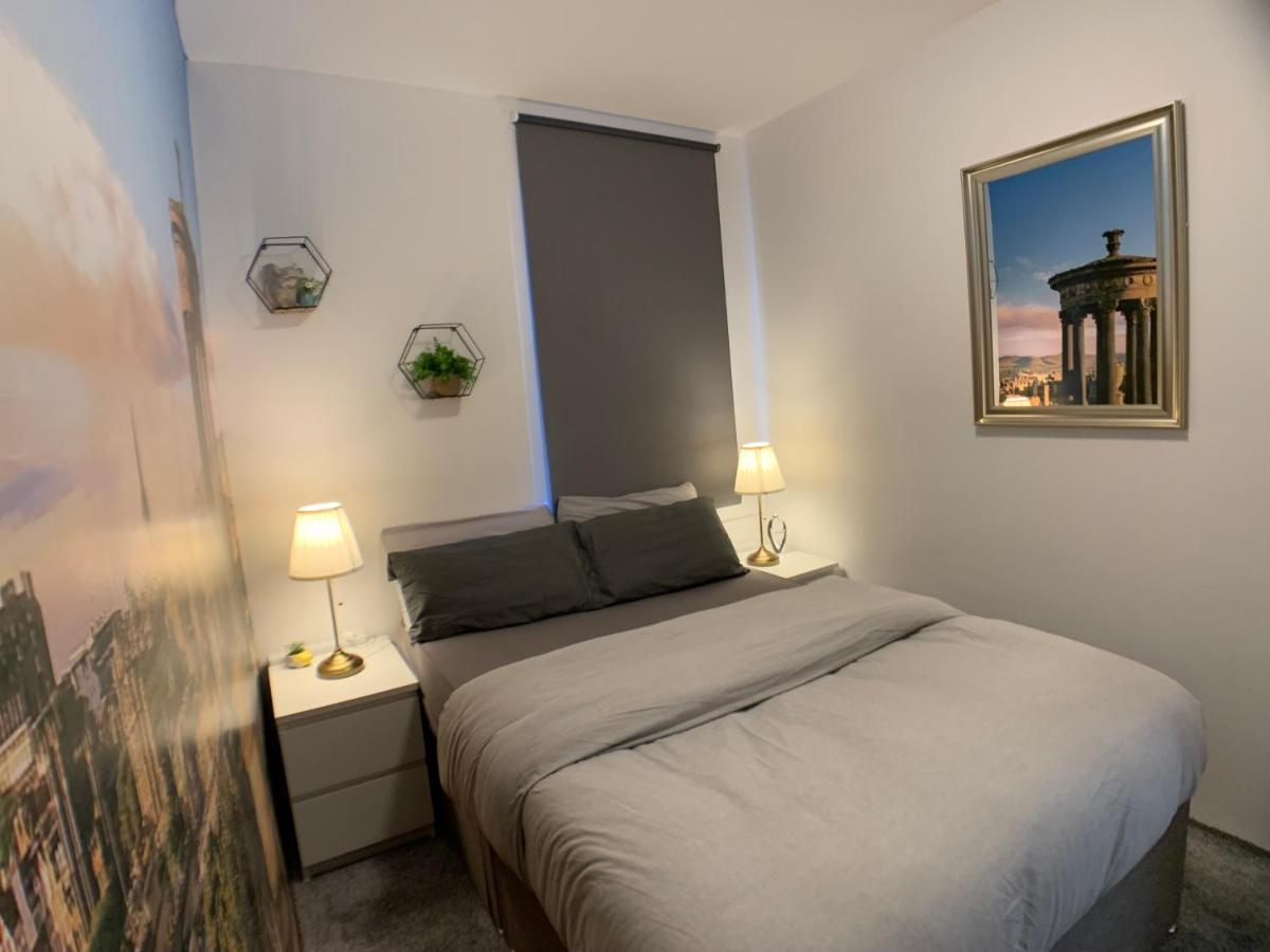 Maria- Bright And Modern City Center Apartment . Edinburgh Bagian luar foto
