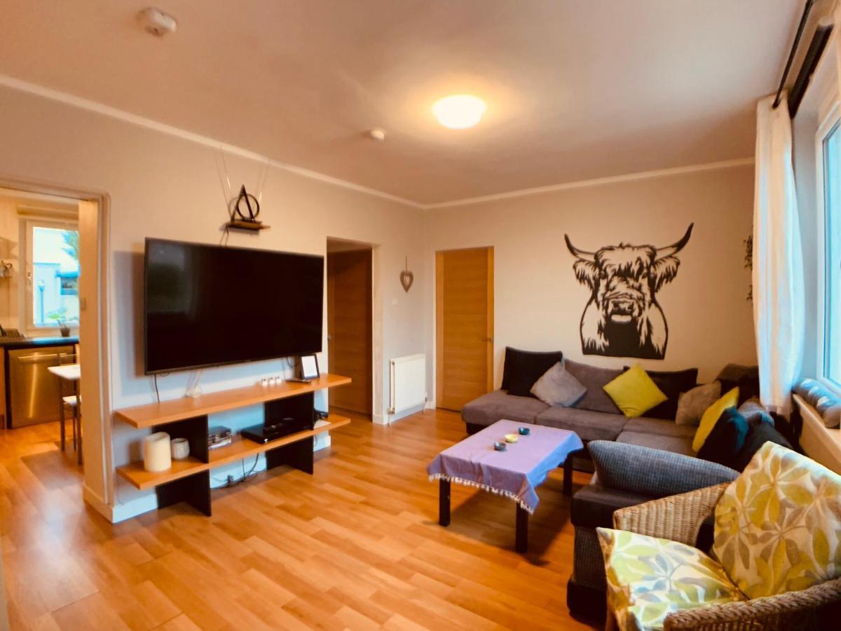 Maria- Bright And Modern City Center Apartment . Edinburgh Bagian luar foto