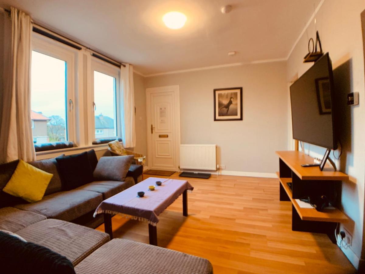 Maria- Bright And Modern City Center Apartment . Edinburgh Bagian luar foto